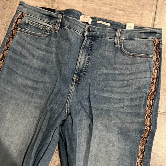 JEN7 7 For All Mankind Ankle Straight Jeans, 27” Inseam, Size 20 New w/Tag - Picture 6 of 10